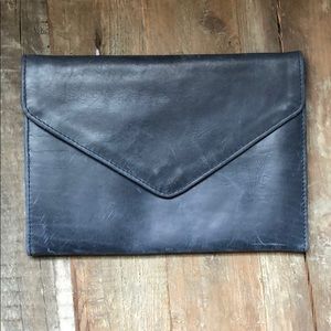 Women’s Clutch